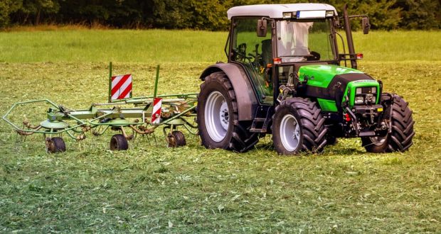 Sháníte náhradní díly pro svůj traktor?